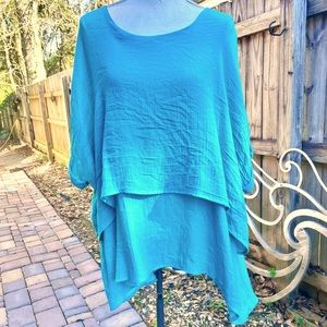 Umgee Aqua Layered Blouse for Ladies; Size Small (Runs Larger)